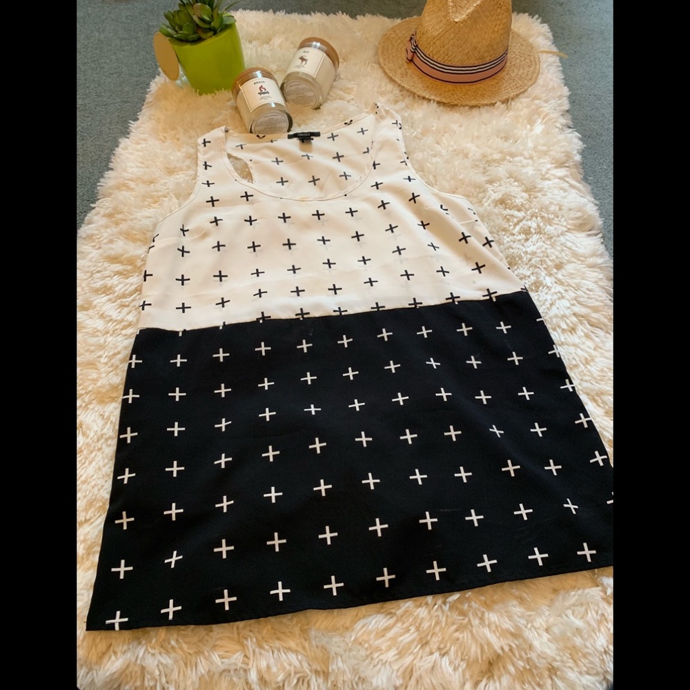 Forever 21 black&white dress 👗